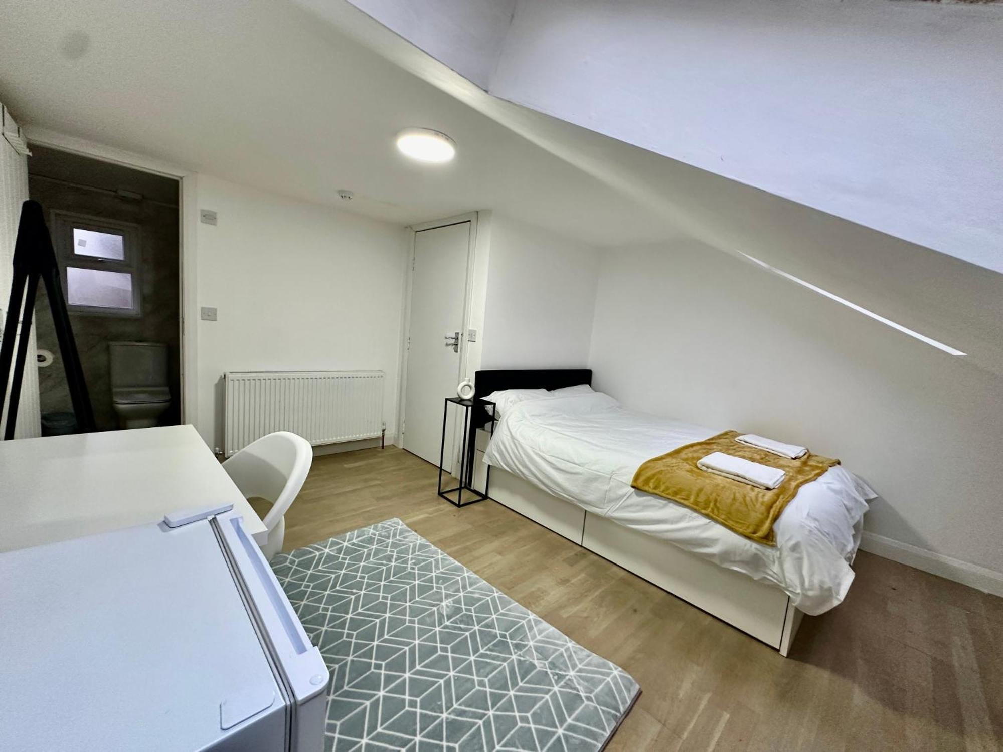 Stratford Guesthouse Лондон Екстериор снимка